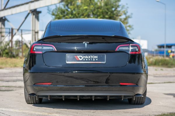 Tesla Model 3 - Splitters laterais traseiros | TE-MODEL3-1-RSD1G | Produto Maxton Design distribuído por Unicartuning.