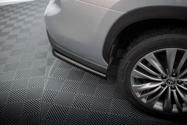 Toyota Highlander Mk4 - Splitters laterais traseiros | TO-HL-3-RSD1G | Produto Maxton Design distribuído por Unicartuning. Toyota Highlander Mk4 - Splitters laterais traseiros | TO-HL-3-RSD1G | Produto Maxton Design distribuído por Unicartuning.