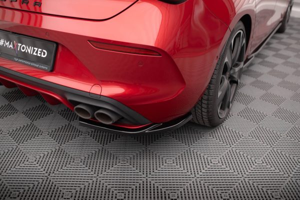 Cupra Leon Hatchback Mk1 - Splitters laterais traseiros V.1 | CU-LE-1-RSD1G | Produto Maxton Design distribuído por Unicartuning. Cupra Leon Hatchback Mk1 - Splitters laterais traseiros V.1 | CU-LE-1-RSD1G | Produto Maxton Design distribuído por Unicartuning.
