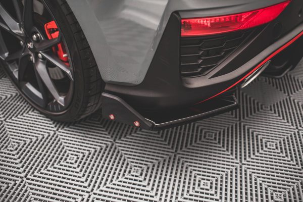 Hyundai I30 N Hatchback Mk3 (facelift) - Splitters laterais traseiros V.1 | HY-I30-3F-N-RSD1G+RSF | Produto Maxton Design distribuído por Unicartuning. Hyundai I30 N Hatchback Mk3 (facelift) - Splitters laterais traseiros V.1 | HY-I30-3F-N-RSD1G+RSF | Produto Maxton Design distribuído por Unicartuning.