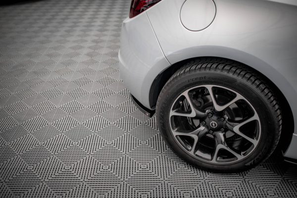 Opel Astra GTC OPC-line J - Splitters laterais traseiros V.1 | OP-AS-J-GTC-OPCLINE-RSD1G | Produto Maxton Design distribuído por Unicartuning. Opel Astra GTC OPC-line J - Splitters laterais traseiros V.1 | OP-AS-J-GTC-OPCLINE-RSD1G | Produto Maxton Design distribuído por Unicartuning.
