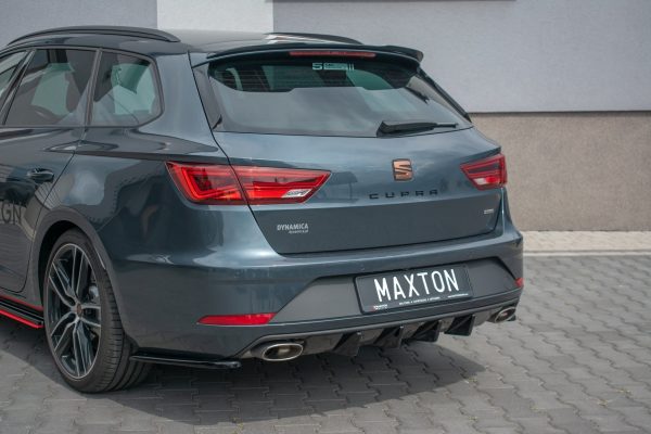 Seat Leon Cupra Mk3 Fl Sportstourer - Splitters laterais traseiros V.1 | SE-LE-3F-CU-ST-RSD1G | Produto Maxton Design distribuído por Unicartuning. Seat Leon Cupra Mk3 Fl Sportstourer - Splitters laterais traseiros V.1 | SE-LE-3F-CU-ST-RSD1G | Produto Maxton Design distribuído por Unicartuning.