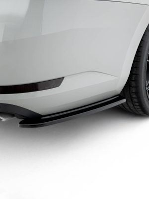 Skoda Superb Liftback / Combi Mk3 - Splitters laterais traseiros V.1 | SK-SU-3-RSD1G | Produto Maxton Design distribuído por Unicartuning. Skoda Superb Liftback / Combi Mk3 - Splitters laterais traseiros V.1 | SK-SU-3-RSD1G | Produto Maxton Design distribuído por Unicartuning.