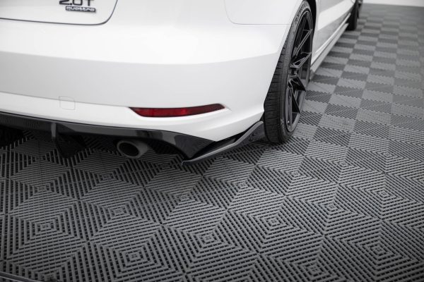 Audi A3 Sedan 8V (facelift) - Splitters laterais traseiros V.2 | AU-A3-8VF-S-RSD2G | Produto Maxton Design distribuído por Unicartuning.