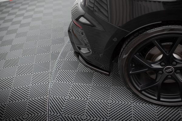 Audi RS3 Sportback 8Y - Splitters laterais traseiros V.2 | AU-RS3-8Y-RSD2G | Produto Maxton Design distribuído por Unicartuning. Audi RS3 Sportback 8Y - Splitters laterais traseiros V.2 | AU-RS3-8Y-RSD2G | Produto Maxton Design distribuído por Unicartuning.