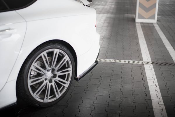 Audi RS7 C7 - Splitters laterais traseiros V.2 | AU-RS7-1F-RSD2G | Produto Maxton Design distribuído por Unicartuning. Audi RS7 C7 - Splitters laterais traseiros V.2 | AU-RS7-1F-RSD2G | Produto Maxton Design distribuído por Unicartuning.