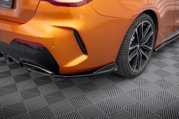 BMW 4 M440i G22 / G23 / G22 (facelift) / G23 (facelift) - Splitters laterais traseiros V.2 | BM-4-G22-MPACK-RSD4G | Produto Maxton Design distribuído por Unicartuning. BMW 4 M440i G22 / G23 / G22 (facelift) / G23 (facelift) - Splitters laterais traseiros V.2 | BM-4-G22-MPACK-RSD4G | Produto Maxton Design distribuído por Unicartuning.
