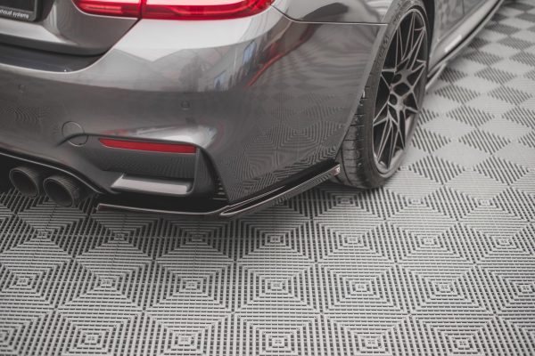 BMW M4 F82 - Splitters laterais traseiros V.2 | BM-4-82-M-RSD1G | Produto Maxton Design distribuído por Unicartuning. BMW M4 F82 - Splitters laterais traseiros V.2 | BM-4-82-M-RSD1G | Produto Maxton Design distribuído por Unicartuning.