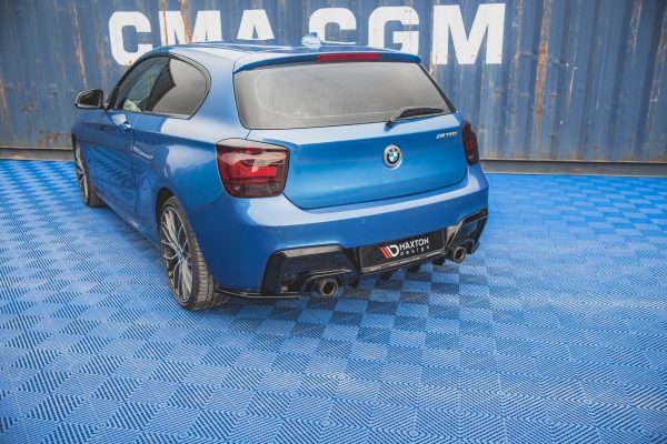 BMW M135i F20 - Splitters laterais traseiros V.2 (para Difusor v.1) | BM-1-F20-M-RSD2G | Produto Maxton Design distribuído por Unicartuning.