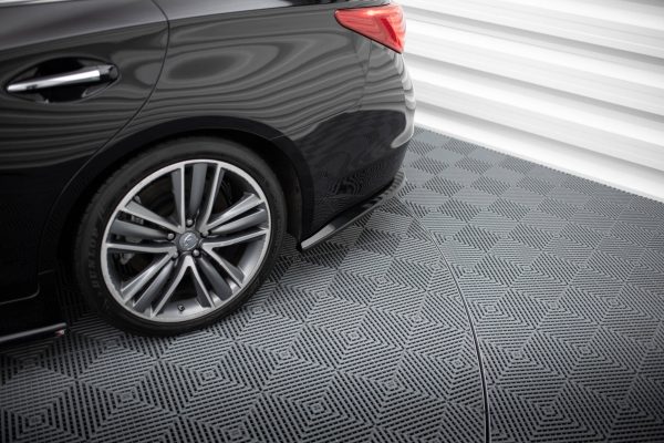 Infiniti Q50 S Mk1 - Splitters laterais traseiros V.2 | IN-Q50S-1-RSD2G | Produto Maxton Design distribuído por Unicartuning. Infiniti Q50 S Mk1 - Splitters laterais traseiros V.2 | IN-Q50S-1-RSD2G | Produto Maxton Design distribuído por Unicartuning.
