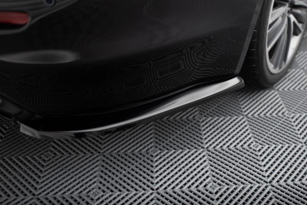 Infiniti Q50 S Mk1 - Splitters laterais traseiros V.2 | IN-Q50S-1-RSD2G | Produto Maxton Design distribuído por Unicartuning. Infiniti Q50 S Mk1 - Splitters laterais traseiros V.2 | IN-Q50S-1-RSD2G | Produto Maxton Design distribuído por Unicartuning.