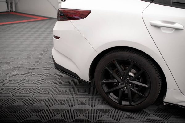 Kia Optima Mk4 (facelift) - Splitters laterais traseiros V.2 | KI-OP-2F-RSD2G | Produto Maxton Design distribuído por Unicartuning. Kia Optima Mk4 (facelift) - Splitters laterais traseiros V.2 | KI-OP-2F-RSD2G | Produto Maxton Design distribuído por Unicartuning.