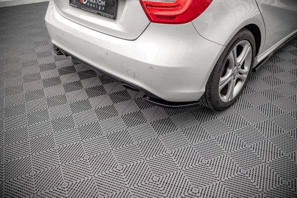 Mercedes-Benz Classe A W176 - Splitters laterais traseiros V.2 | ME-A-176-RSD2G | Produto Maxton Design distribuído por Unicartuning. Mercedes-Benz Classe A W176 - Splitters laterais traseiros V.2 | ME-A-176-RSD2G | Produto Maxton Design distribuído por Unicartuning.