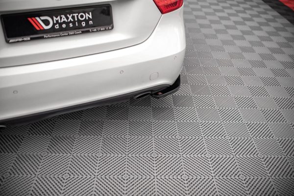 Mercedes-Benz Classe A W176 - Splitters laterais traseiros V.2 | ME-A-176-RSD2G | Produto Maxton Design distribuído por Unicartuning. Mercedes-Benz Classe A W176 - Splitters laterais traseiros V.2 | ME-A-176-RSD2G | Produto Maxton Design distribuído por Unicartuning.