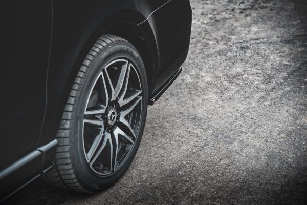 Mercedes-Benz V-class Long AMG-line W447 - Splitters laterais traseiros V.2 | ME-V-447F-AMGLINE-RSD2G | Produto Maxton Design distribuído por Unicartuning. Mercedes-Benz V-class Long AMG-line W447 - Splitters laterais traseiros V.2 | ME-V-447F-AMGLINE-RSD2G | Produto Maxton Design distribuído por Unicartuning.