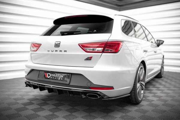 Seat Leon Cupra Hatchback Mk3 - Splitters laterais traseiros V.2 | SE-LE-3-CU-ST-RSD2G | Produto Maxton Design distribuído por Unicartuning. Seat Leon Cupra Hatchback Mk3 - Splitters laterais traseiros V.2 | SE-LE-3-CU-ST-RSD2G | Produto Maxton Design distribuído por Unicartuning.