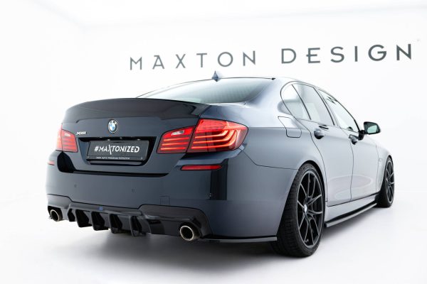 BMW M5 F10 - Splitters laterais traseiros V.3 | BM-5-10-MPACK-RSD3G | Produto Maxton Design distribuído por Unicartuning. BMW M5 F10 - Splitters laterais traseiros V.3 | BM-5-10-MPACK-RSD3G | Produto Maxton Design distribuído por Unicartuning.