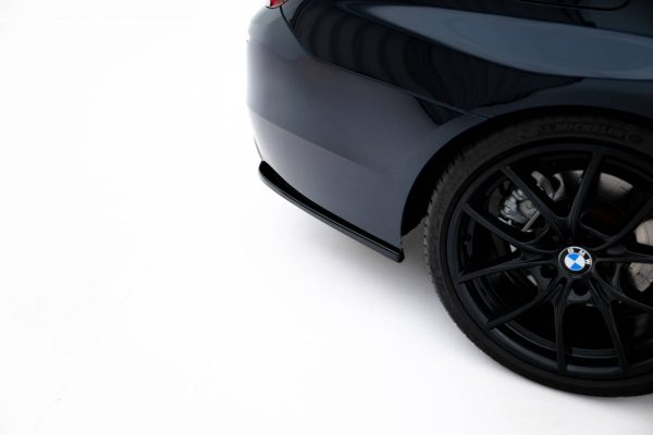BMW M5 F10 - Splitters laterais traseiros V.3 | BM-5-10-MPACK-RSD3G | Produto Maxton Design distribuído por Unicartuning. BMW M5 F10 - Splitters laterais traseiros V.3 | BM-5-10-MPACK-RSD3G | Produto Maxton Design distribuído por Unicartuning.