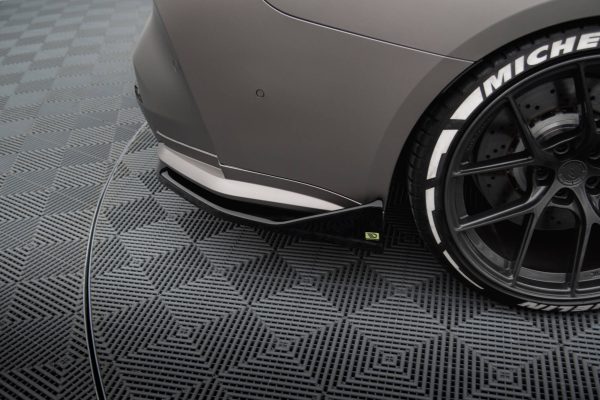 BMW M4 G82 - Splitters laterais traseiros V.3 CSL Look | BM-4-G82-M-RSD3G | Produto Maxton Design distribuído por Unicartuning. BMW M4 G82 - Splitters laterais traseiros V.3 CSL Look | BM-4-G82-M-RSD3G | Produto Maxton Design distribuído por Unicartuning.