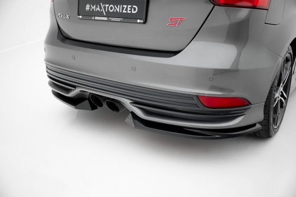 Ford Focus ST Mk3 (facelift) - Splitters laterais traseiros V.3 | FO-FO-3F-ST-RSD3G | Produto Maxton Design distribuído por Unicartuning. Ford Focus ST Mk3 (facelift) - Splitters laterais traseiros V.3 | FO-FO-3F-ST-RSD3G | Produto Maxton Design distribuído por Unicartuning.