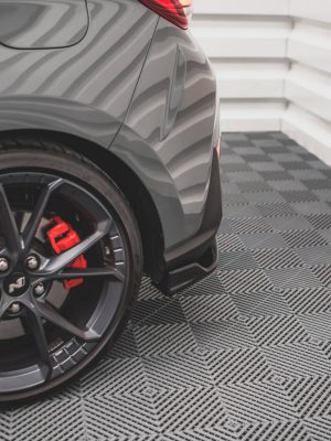 Hyundai I30 N Hatchback Mk3 (facelift) - Splitters laterais traseiros V.3 | HY-I30-3F-N-RSD3G | Produto Maxton Design distribuído por Unicartuning. Hyundai I30 N Hatchback Mk3 (facelift) - Splitters laterais traseiros V.3 | HY-I30-3F-N-RSD3G | Produto Maxton Design distribuído por Unicartuning.