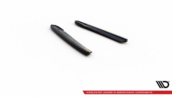 Skoda Octavia RS Mk4 - Splitters laterais traseiros V.3 | SK-OC-4-RS-RSD3G | Produto Maxton Design distribuído por Unicartuning. Skoda Octavia RS Mk4 - Splitters laterais traseiros V.3 | SK-OC-4-RS-RSD3G | Produto Maxton Design distribuído por Unicartuning.