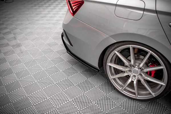 Skoda Octavia RS Liftback / Combi Mk4 (facelift) - Splitters laterais traseiros V.3 | SK-OC-4-RS-RSD3G | Produto Maxton Design distribuído por Unicartuning. Skoda Octavia RS Liftback / Combi Mk4 (facelift) - Splitters laterais traseiros V.3 | SK-OC-4-RS-RSD3G | Produto Maxton Design distribuído por Unicartuning.