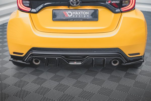 Toyota GR Yaris Mk4 - Splitters laterais traseiros V.3 | TO-YA-4-GR4-RSD3G | Produto Maxton Design distribuído por Unicartuning. Toyota GR Yaris Mk4 - Splitters laterais traseiros V.3 | TO-YA-4-GR4-RSD3G | Produto Maxton Design distribuído por Unicartuning.