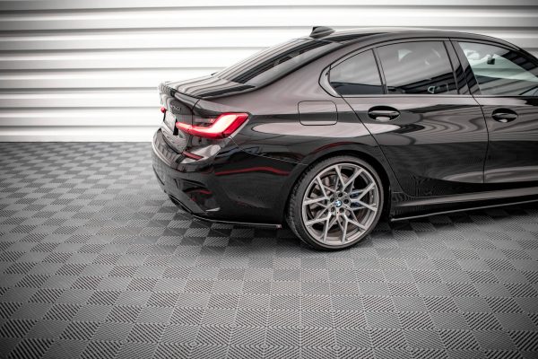 BMW M340i G20 / G21 - Splitters laterais traseiros V.4 | BM-3-20-MPACK-RSD4G | Produto Maxton Design distribuído por Unicartuning. BMW M340i G20 / G21 - Splitters laterais traseiros V.4 | BM-3-20-MPACK-RSD4G | Produto Maxton Design distribuído por Unicartuning.