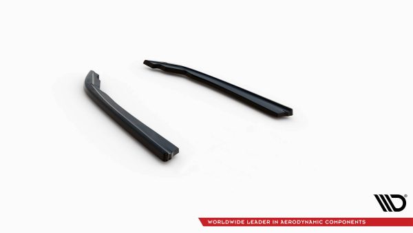 BMW M340i G20 / G21 - Splitters laterais traseiros V.4 | BM-3-20-MPACK-RSD4G | Produto Maxton Design distribuído por Unicartuning. BMW M340i G20 / G21 - Splitters laterais traseiros V.4 | BM-3-20-MPACK-RSD4G | Produto Maxton Design distribuído por Unicartuning.