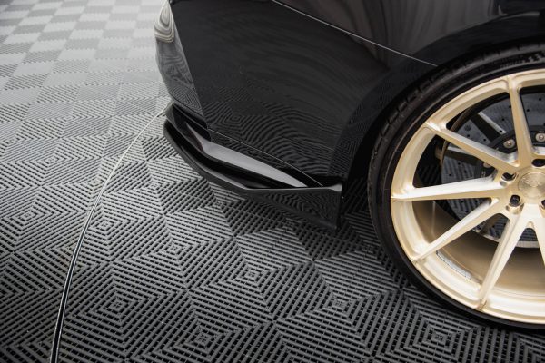 BMW M4 G82 - Splitters laterais traseiros V.4 | BM-4-G82-M-RSD4G | Produto Maxton Design distribuído por Unicartuning. BMW M4 G82 - Splitters laterais traseiros V.4 | BM-4-G82-M-RSD4G | Produto Maxton Design distribuído por Unicartuning.