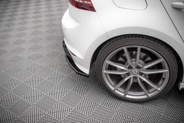 Volkswagen Golf Mk7 Standard - Splitters laterais traseiros V.4 | VW-GO-7-R-RSD4G | Produto Maxton Design distribuído por Unicartuning. Volkswagen Golf Mk7 Standard - Splitters laterais traseiros V.4 | VW-GO-7-R-RSD4G | Produto Maxton Design distribuído por Unicartuning.
