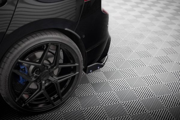 Volkswagen Golf R Mk8 - Splitters laterais traseiros V.5 | VW-GO-8-R-RSD5G+RSF1B | Produto Maxton Design distribuído por Unicartuning. Volkswagen Golf R Mk8 - Splitters laterais traseiros V.5 | VW-GO-8-R-RSD5G+RSF1B | Produto Maxton Design distribuído por Unicartuning.