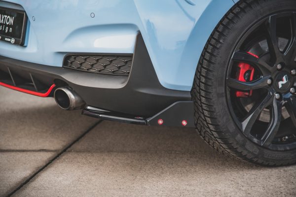Hyundai I30 N Mk3 Hatchback - Splitters laterais traseiros V.6 | HY-I30-3-N-RSD6G+RSF | Produto Maxton Design distribuído por Unicartuning. Hyundai I30 N Mk3 Hatchback - Splitters laterais traseiros V.6 | HY-I30-3-N-RSD6G+RSF | Produto Maxton Design distribuído por Unicartuning.