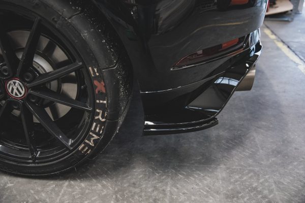 Volkswagen Golf 7 GTI Tcr - Splitters laterais traseiros | VW-GO-7F-GTI-TCR-RSD1G | Produto Maxton Design distribuído por Unicartuning. Volkswagen Golf 7 GTI Tcr - Splitters laterais traseiros | VW-GO-7F-GTI-TCR-RSD1G | Produto Maxton Design distribuído por Unicartuning.