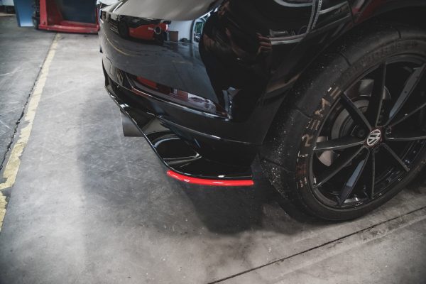 Volkswagen Golf 7 GTI Tcr - Splitters laterais traseiros | VW-GO-7F-GTI-TCR-RSD1G | Produto Maxton Design distribuído por Unicartuning. Volkswagen Golf 7 GTI Tcr - Splitters laterais traseiros | VW-GO-7F-GTI-TCR-RSD1G | Produto Maxton Design distribuído por Unicartuning.