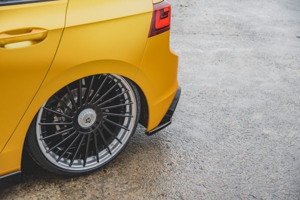 Volkswagen Golf R Mk8 - Splitters laterais traseiros | VW-GO-8-RSD2G | Produto Maxton Design distribuído por Unicartuning.