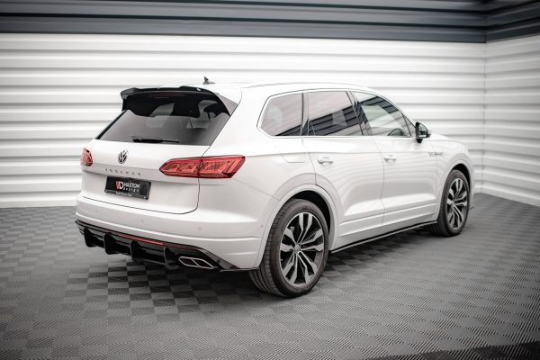 Volkswagen Touareg R-line Mk3 - Splitters laterais traseiros | VW-TO-3-RLINE-RSD1G | Produto Maxton Design distribuído por Unicartuning. Volkswagen Touareg R-line Mk3 - Splitters laterais traseiros | VW-TO-3-RLINE-RSD1G | Produto Maxton Design distribuído por Unicartuning.