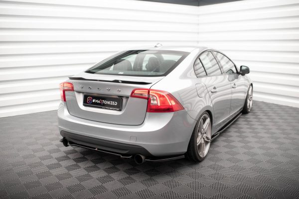 Volvo S60 R-design Mk2 - Splitters laterais traseiros | VO-S60-2-RDESIGN-RSD1G | Produto Maxton Design distribuído por Unicartuning. Volvo S60 R-design Mk2 - Splitters laterais traseiros | VO-S60-2-RDESIGN-RSD1G | Produto Maxton Design distribuído por Unicartuning.
