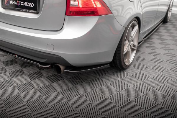 Volvo S60 R-design Mk2 - Splitters laterais traseiros | VO-S60-2-RDESIGN-RSD1G | Produto Maxton Design distribuído por Unicartuning. Volvo S60 R-design Mk2 - Splitters laterais traseiros | VO-S60-2-RDESIGN-RSD1G | Produto Maxton Design distribuído por Unicartuning.