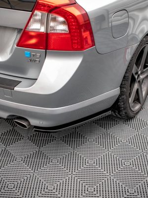 Volvo V70 Mk3 - Splitters laterais traseiros | VO-V70-3-RSD1G | Produto Maxton Design distribuído por Unicartuning.