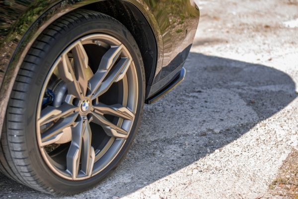 BMW X4 Pack M G02 - Splitters laterais traseiros | BM-X4-02-MPACK-RSD1G | Produto Maxton Design distribuído por Unicartuning. BMW X4 Pack M G02 - Splitters laterais traseiros | BM-X4-02-MPACK-RSD1G | Produto Maxton Design distribuído por Unicartuning.