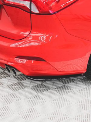 Ford Focus ST-line Estate Mk4 - Splitters laterais traseiros V.1 | FO-FO-4-STLINE-ES-RSD1G | Produto Maxton Design distribuído por Unicartuning.