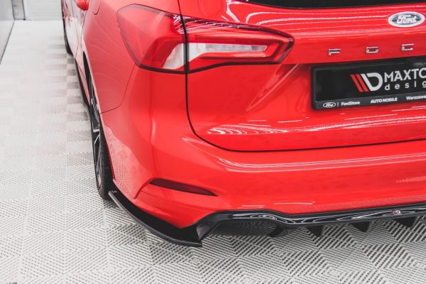 Ford Focus ST-line Estate Mk4 - Splitters laterais traseiros V.3 (para Difusor v.1) | FO-FO-4-STLINE-ES-RSD3G | Produto Maxton Design distribuído por Unicartuning. Ford Focus ST-line Estate Mk4 - Splitters laterais traseiros V.3 (para Difusor v.1) | FO-FO-4-STLINE-ES-RSD3G | Produto Maxton Design distribuído por Unicartuning.