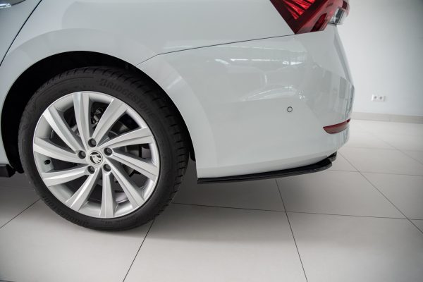Skoda Octavia Mk4 - Difusor traseiro | SK-OC-4-RD1G | Produto Maxton Design distribuído por Unicartuning.