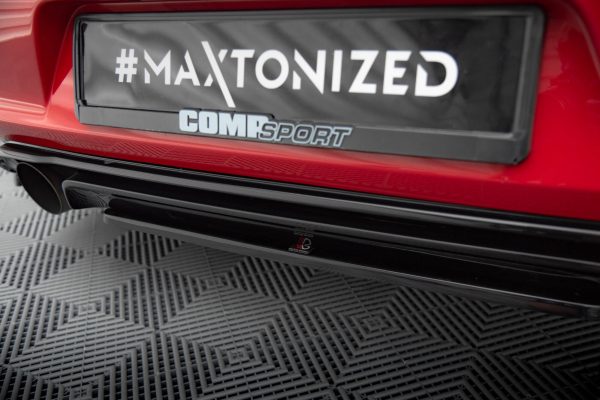 Volkswagen Golf Mk7 GTI ClubSport  - Difusor traseiro | VW-GO-7-GTI-CS-RD1RED | Produto Maxton Design distribuído por Unicartuning.