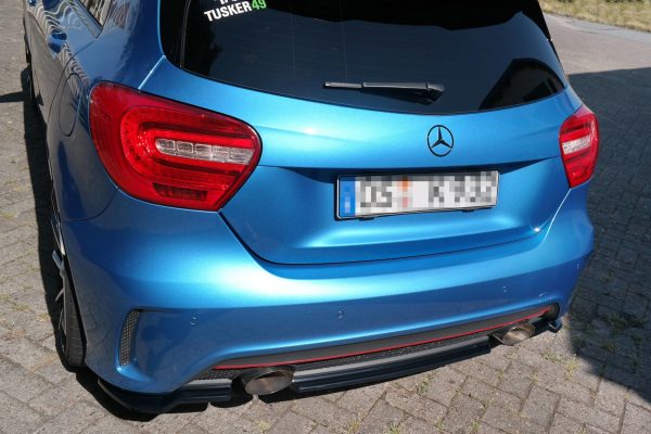 Mercedes-Benz W176 AMG-line Preface - Difusor traseiro (sem barras verticais) | ME-A-176-AMGLINE-RD1G | Produto Maxton Design distribuído por Unicartuning.