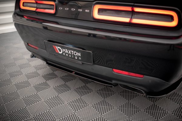 Dodge Challenger RT / GT Mk3 (facelift) - Difusor traseiro | DO-CHL-3-RT-RD1G | Produto Maxton Design distribuído por Unicartuning. Dodge Challenger RT / GT Mk3 (facelift) - Difusor traseiro | DO-CHL-3-RT-RD1G | Produto Maxton Design distribuído por Unicartuning.