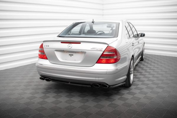 Mercedes-Benz E 55 AMG W211 - Difusor traseiro | ME-E-211-AMG-RD1G | Produto Maxton Design distribuído por Unicartuning. Mercedes-Benz E 55 AMG W211 - Difusor traseiro | ME-E-211-AMG-RD1G | Produto Maxton Design distribuído por Unicartuning.