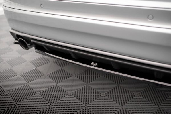 Volvo XC60 R-design Mk1 (facelift) - Difusor traseiro | VO-XC60-1F-RDESIGN-RD1G | Produto Maxton Design distribuído por Unicartuning. Volvo XC60 R-design Mk1 (facelift) - Difusor traseiro | VO-XC60-1F-RDESIGN-RD1G | Produto Maxton Design distribuído por Unicartuning.